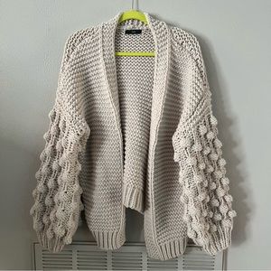 FATE oversized chunky bobble sleeve sweater